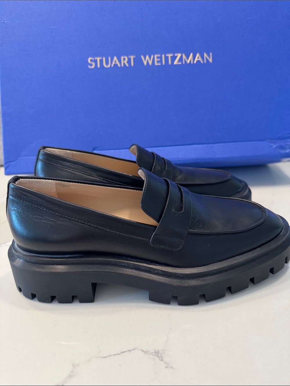 Stuart Weitzman Black Leather Penny Loafers with Lug Sole 11 NEW - Picture 4 of 9